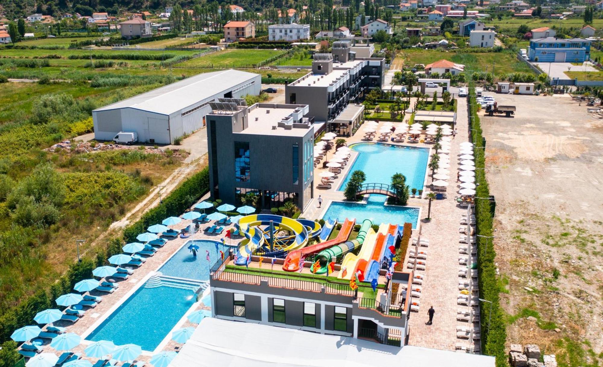 Nuevo Deluxe Hotel Shëngjin Buitenkant foto